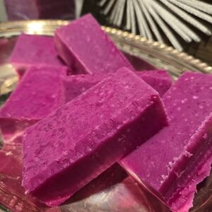 Raspberry Scrub Bar 💕 Handmade Soap ~ Exfoliating Wash